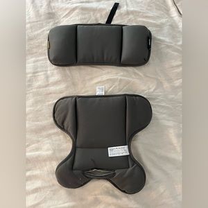 DOONA infant inserts - bought brand new. In good condition.